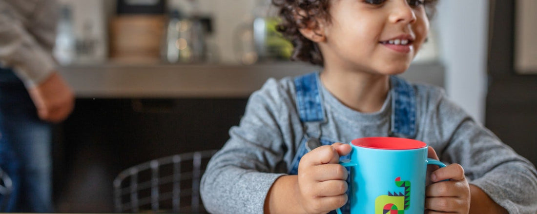 Présenter du lait de vache à votre bébé