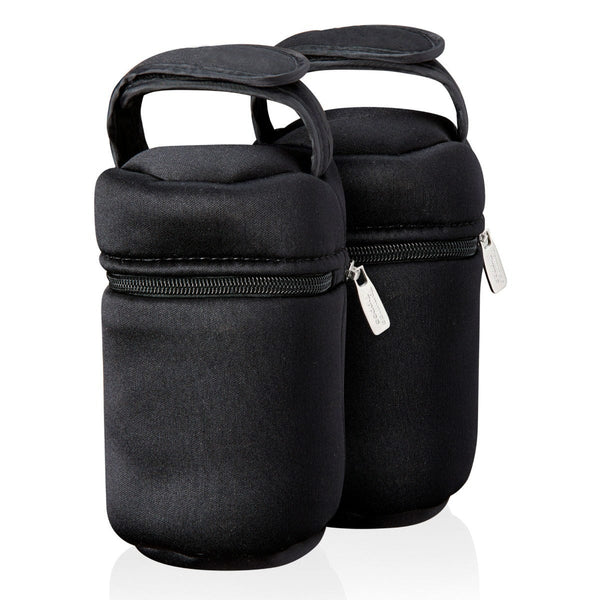 Deux sacs isothermes pour biberons sur fond blanc
