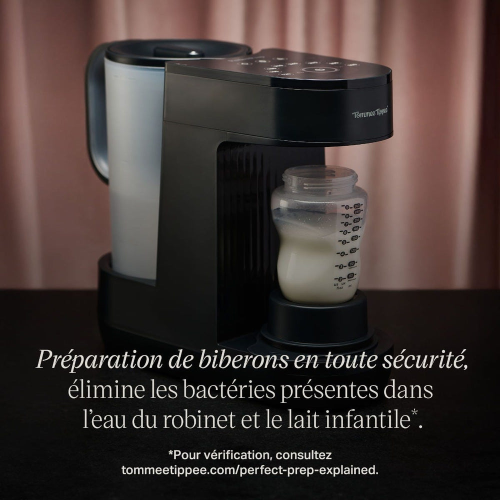 Machine Perfect Prep devant un rideau rose avec un texte superposé contenant un message sur le produit