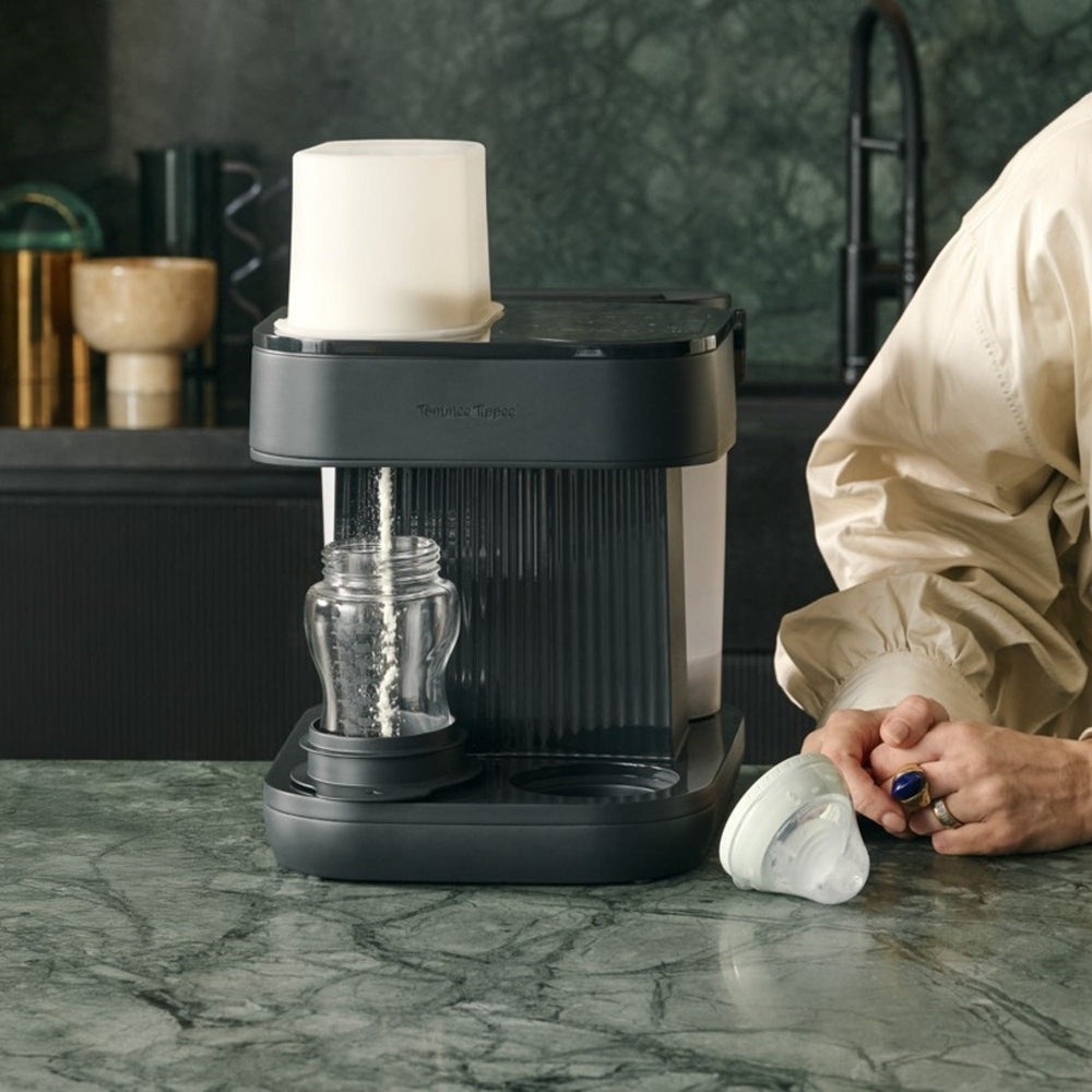 Image du Perfect Prep Pro sur un plan de travail vert dans une cuisine
