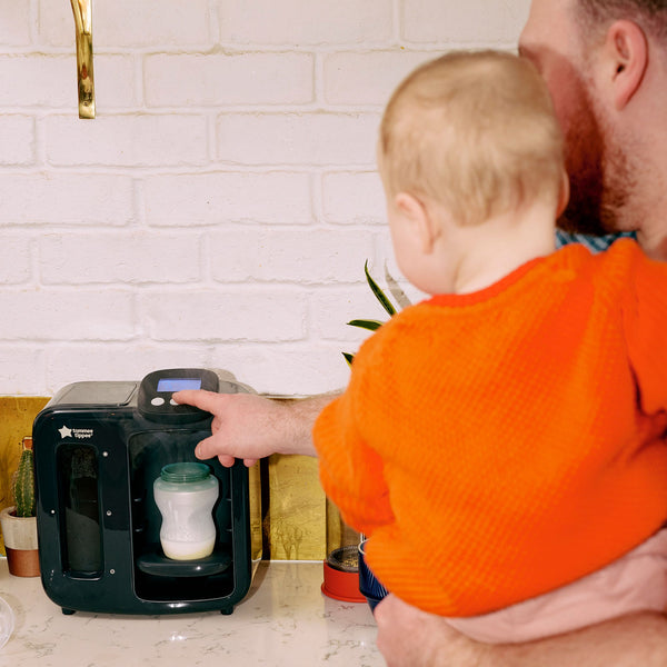 Black Perfect Prep Day & Night machine on kitchen counter