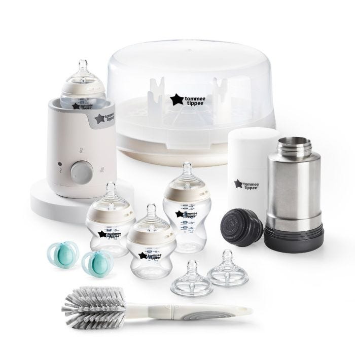 Coffret Premium Alimentation au biberon sur fond blanc