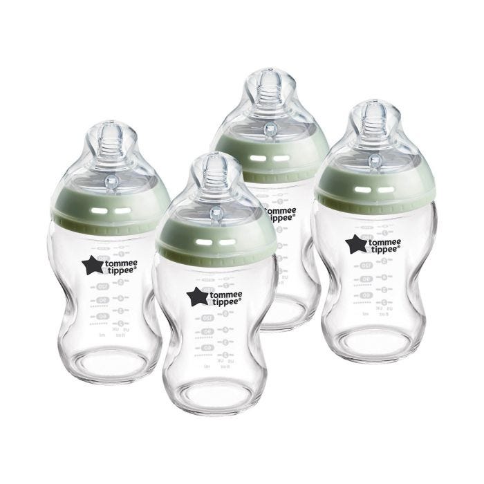 Biberon en verre Natural Start sur fond blanc