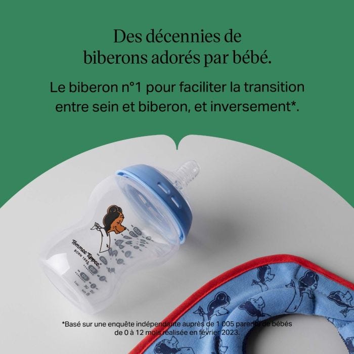 Bavette de lait et biberon Natural Start sur fond gris avec texte en surimpression sur le message du produit