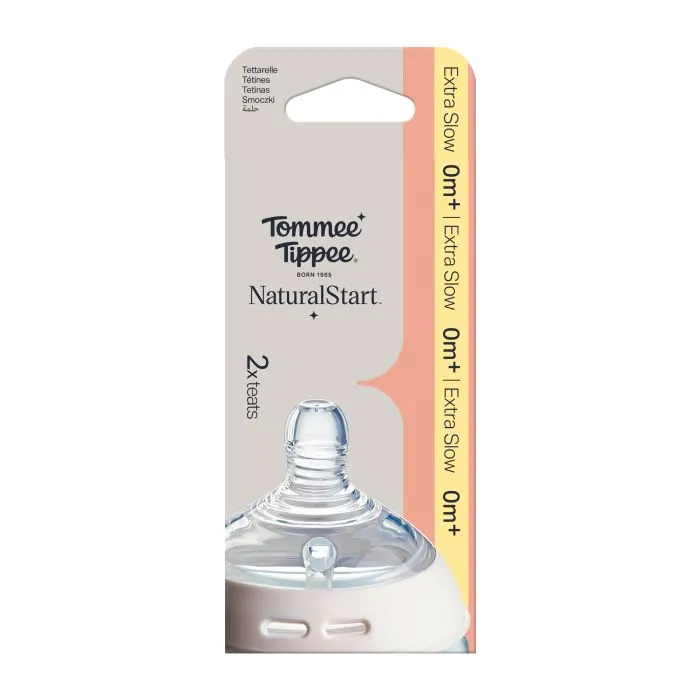 Emballage des tétines Natural Start à débit extra lent sur fond blanc