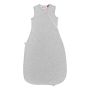 Gigoteuse Sleepbag sky grey avec un fond blanc uni