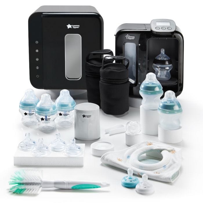 Products included in the ultimate bottle feeding bundle. Including steriliser, perfect prep machine, bottles and accessories.