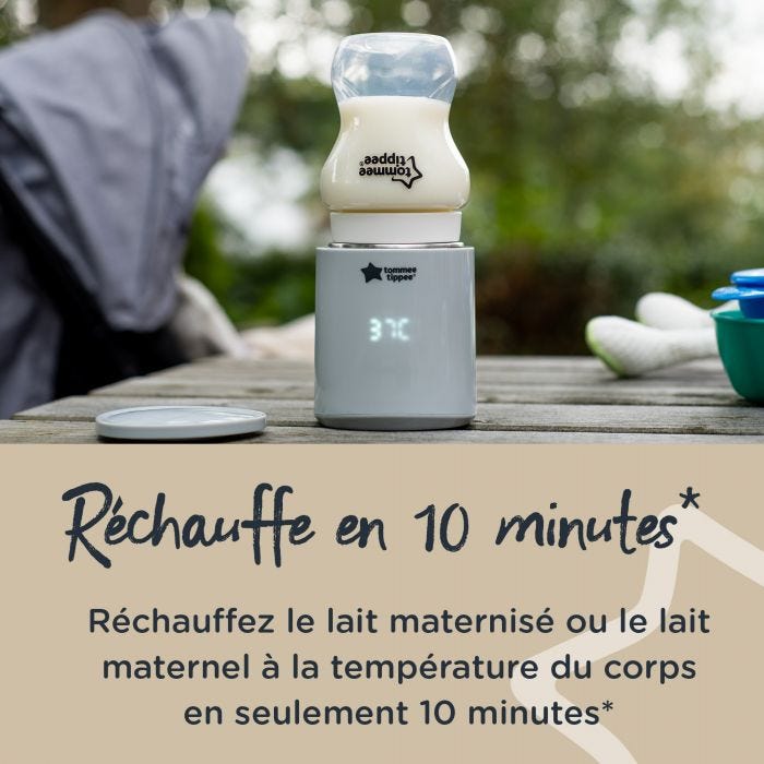 Biberon à l&apos;envers placé sur un chauffe-biberon LetsGo au parc avec un texte sur la façon dont il se réchauffe en 10 min
