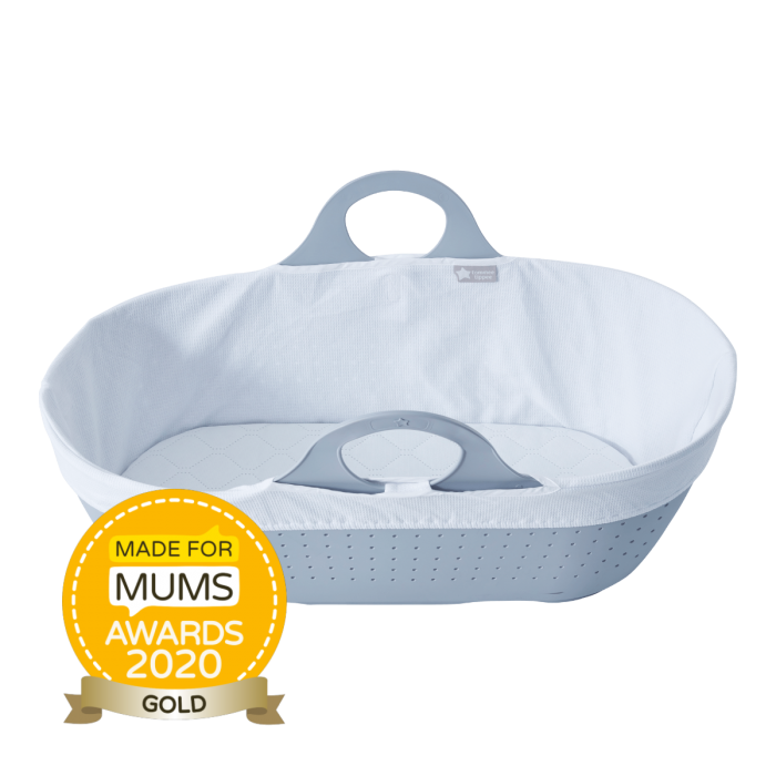 Sleepee moses basket with awards roundal 