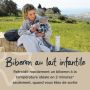 maman nourrissant son bébé assis à l&apos;extérieur avec un texte sur la préparation d&apos;un lait maternisé frais