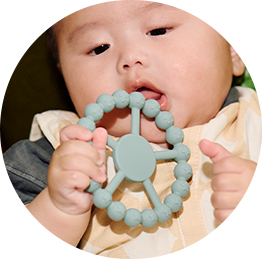 a tommee tippee letsgo bottle warmer